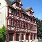 Des Quatrans 3*