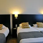 Des Quatrans 3* קאין