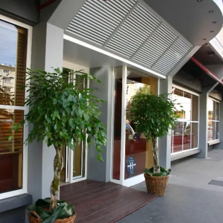 Kyriad - Centre Otel 3*