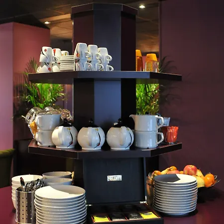 Otel Kyriad - Centre Caen