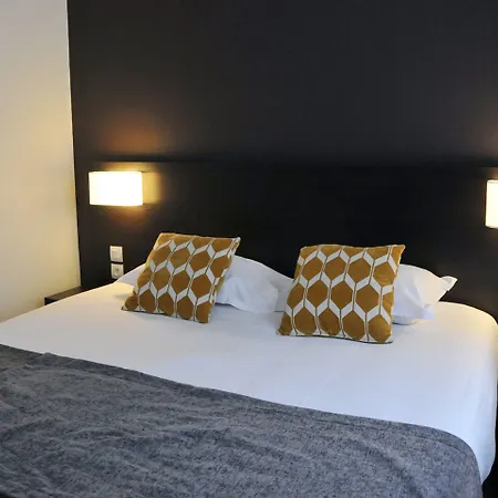 Des Quatrans Hotel Caen