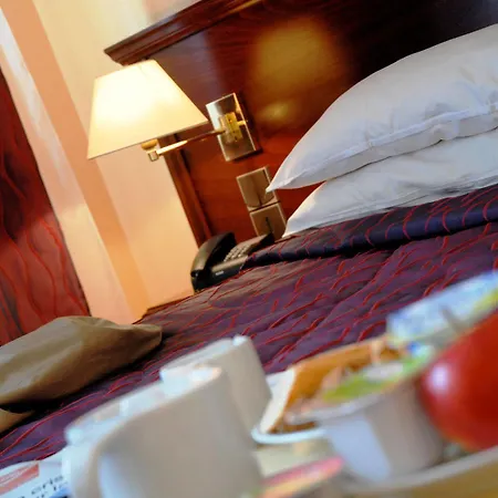 Hotel Kyriad - Centre Caen