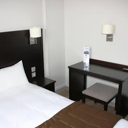 Hotel Kyriad - Centre 3*