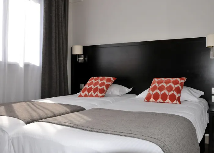 Des Quatrans Ξενοδοχείο