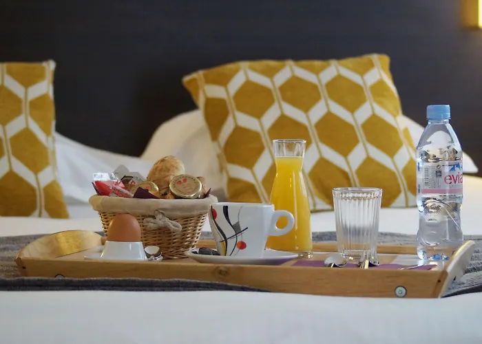 Des Quatrans Ξενοδοχείο