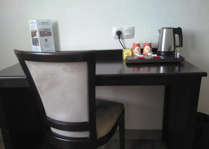 Des Quatrans 3* Καν