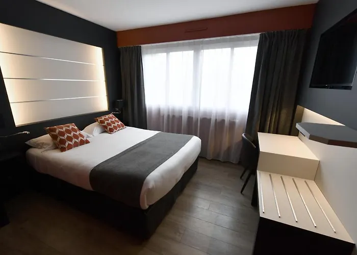 Des Quatrans 3* Καν